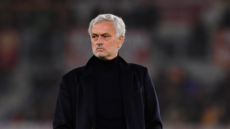 La Roma confirma salida de José Mourinho