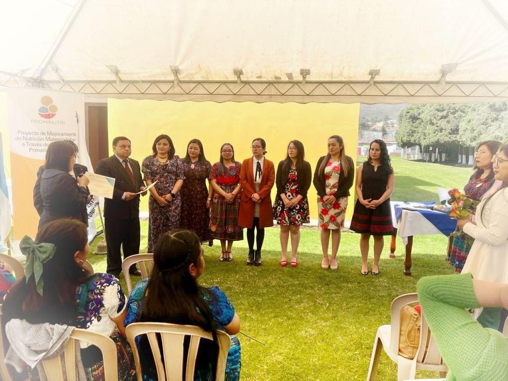 Finaliza diplomado en nutrición materno infantil para educadoras en Totonicapán