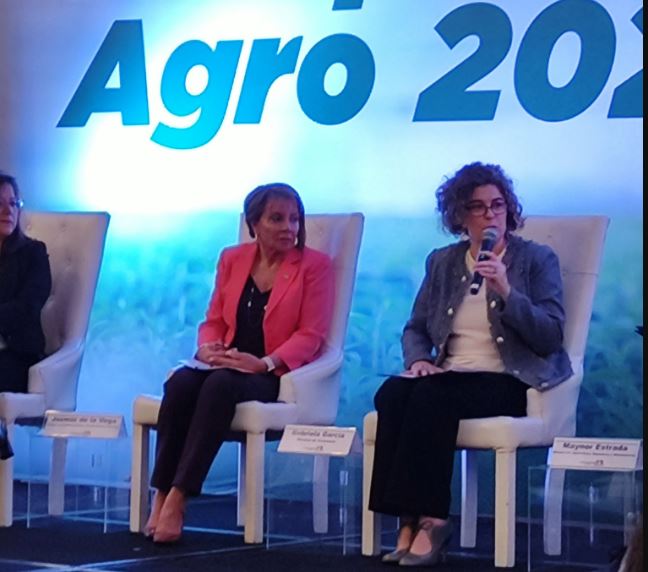 Ministra de Economía, Gabriela García (a la derecha). / Foto: Cámara del Agro.