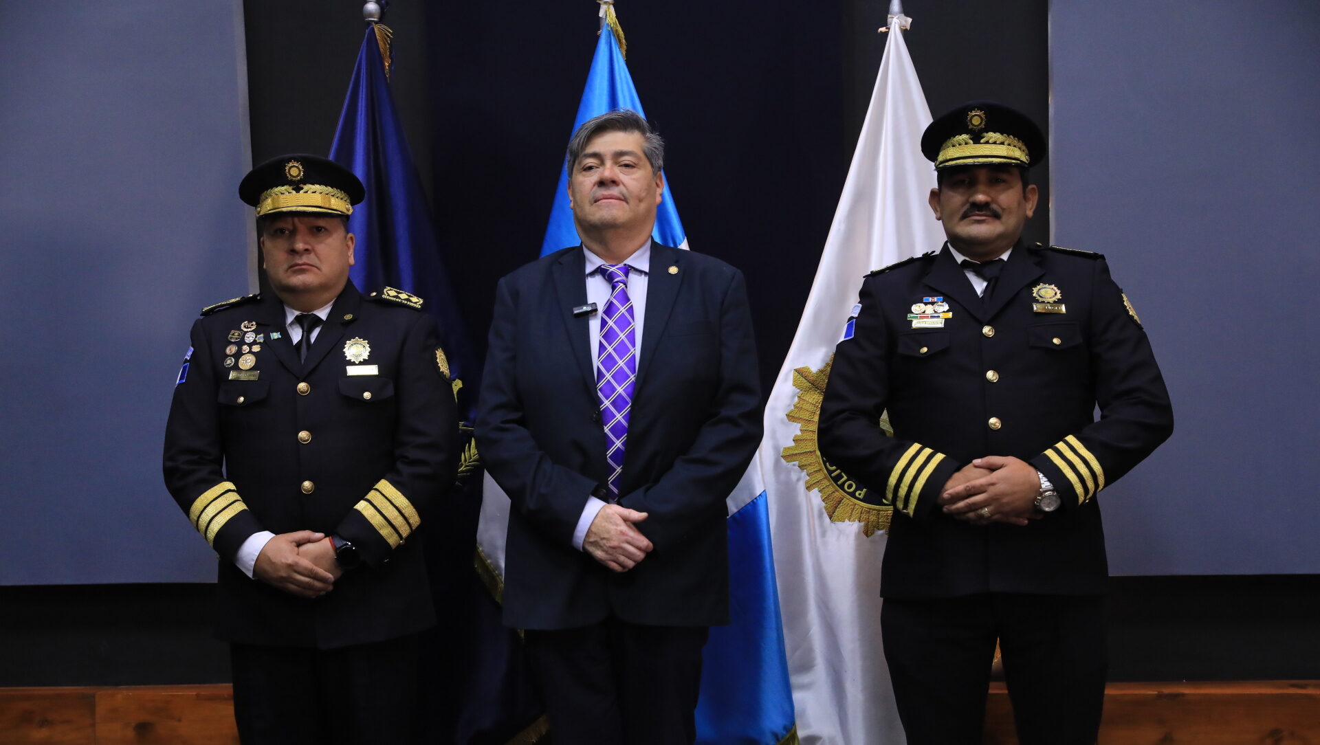 Juramentan a directores de dependencias del Ministerio de Gobernación