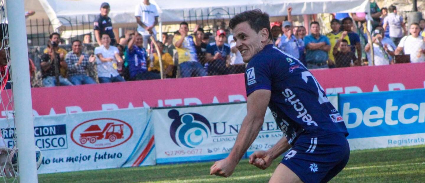 Cobán Imperial golea a Comunicaciones