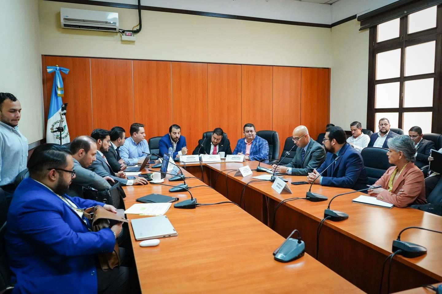 Más de 2 mil 700 escritorios serán entregados en Jalapa