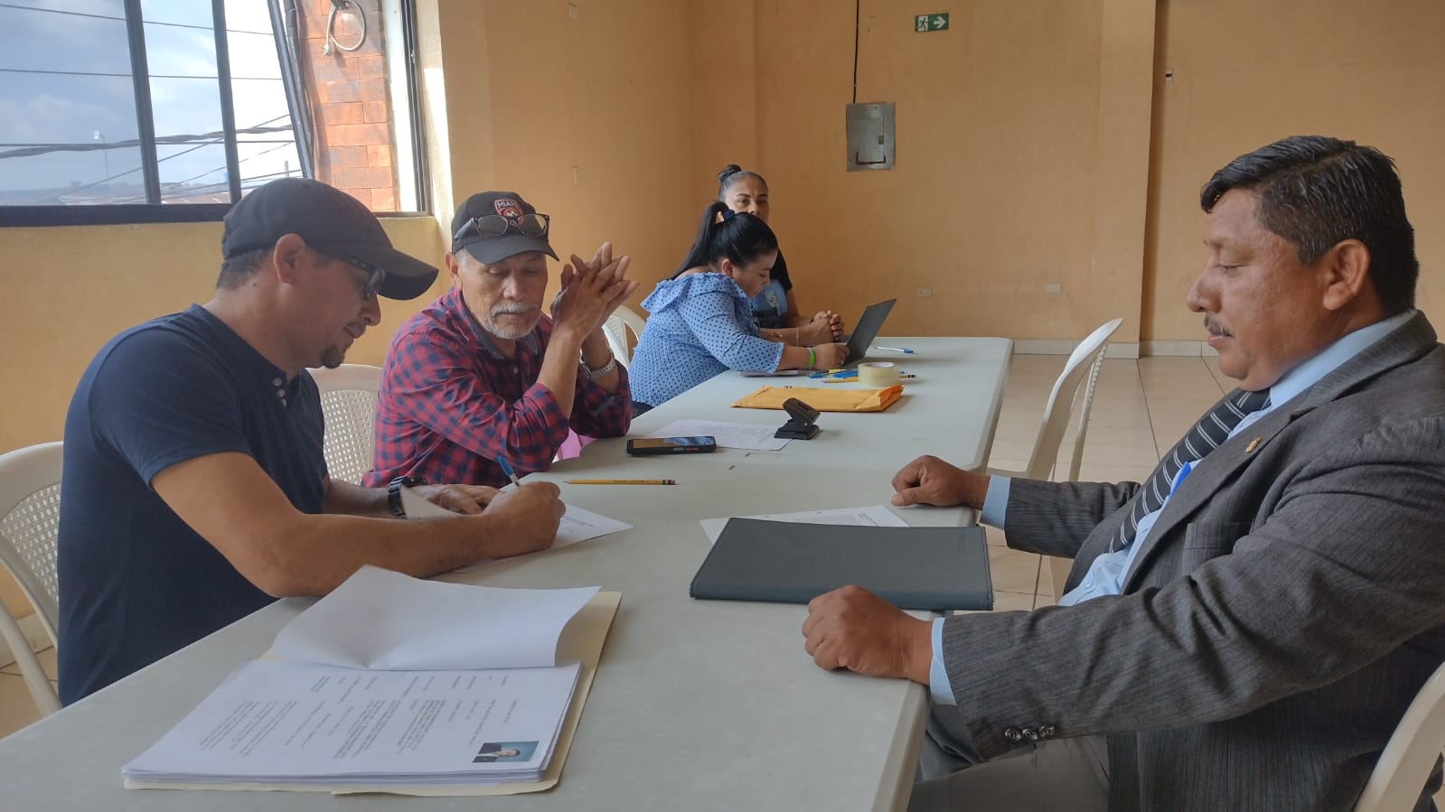 Avanza proceso de recepción de expedientes para aspirantes a gobernador en Jutiapa