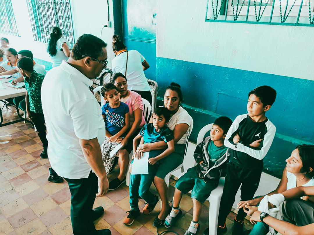 Brindan jornada médica odontológica a niños de Jalpatagua, Jutiapa