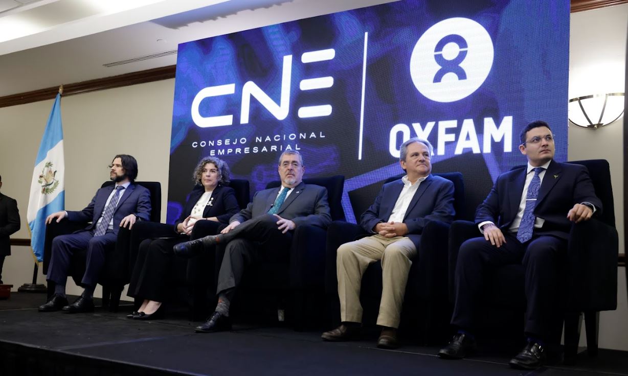 CNE efectúa el foro Fundamentos para una Ley de Competencia