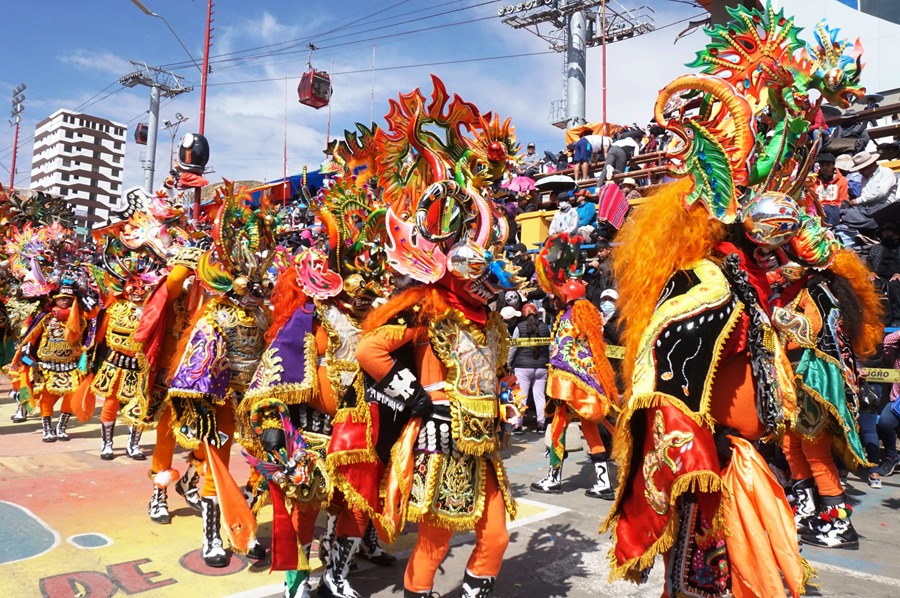 ONU impulsa una campaña contra la violencia machista en el Carnaval en Bolivia