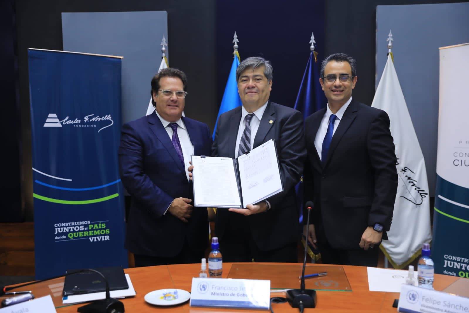 Mingob y Fundación Novella se unen para fortalecer la prevención de la violencia