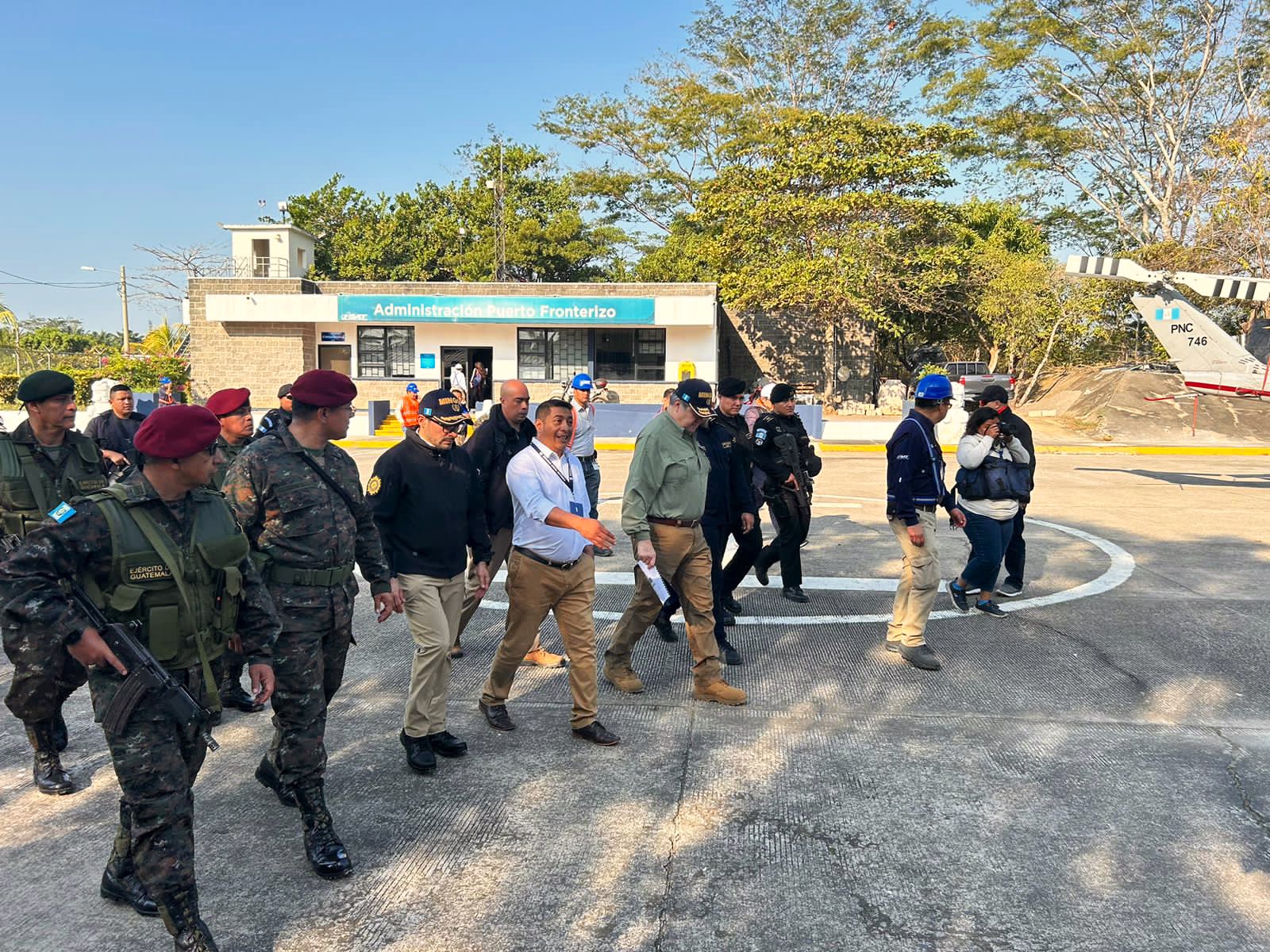 Supervisan operaciones interinstitucionales en frontera Guatemala-México