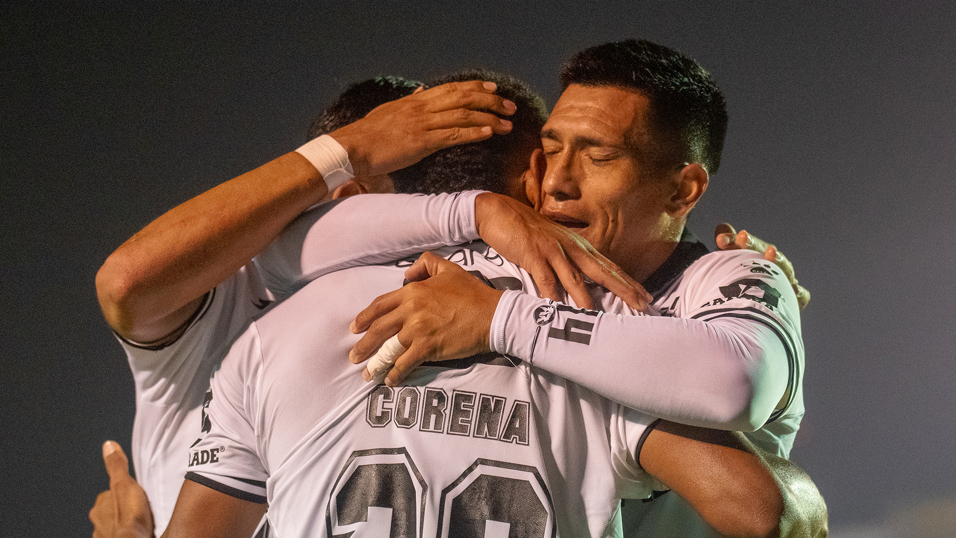 Festival de goles en el Doroteo Guamuch