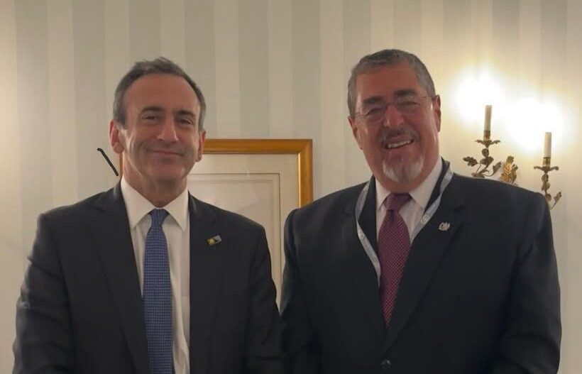 Presidente Arévalo y asesor de Seguridad de EE. UU. dialogan sobre reformas y lucha contra la corrupción