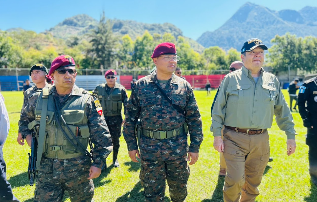 Mingob y Ejército se unen por la seguridad fronteriza