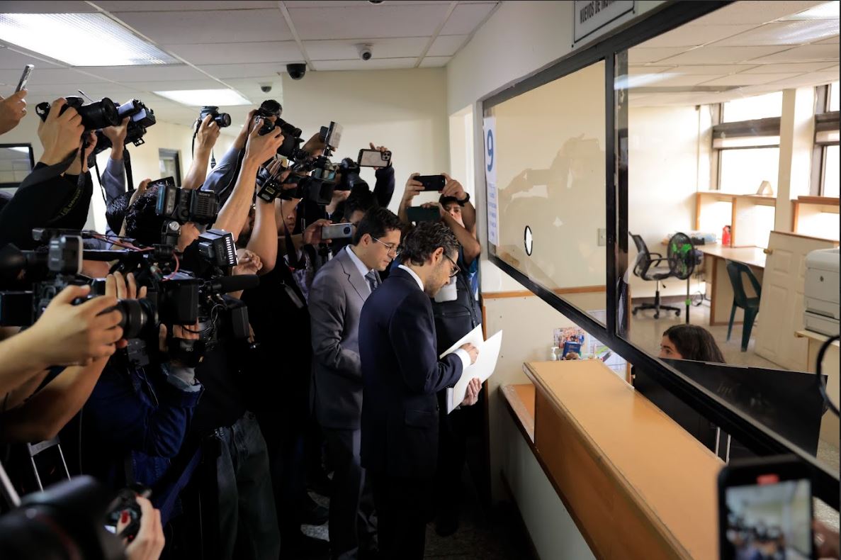 PGN presenta solicitud de retiro de antejuicio en contra de la fiscal general