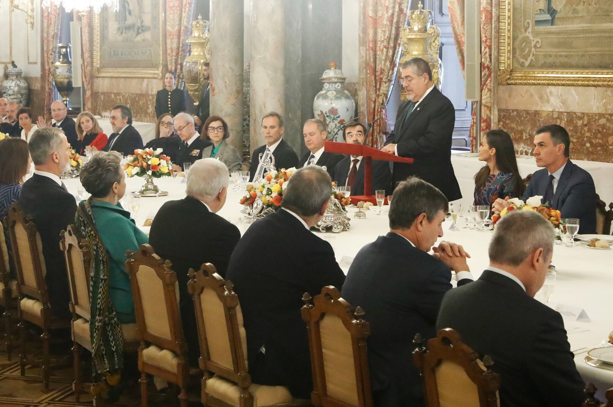 Presidente: “Seguiremos caminando juntos y construyendo historia”