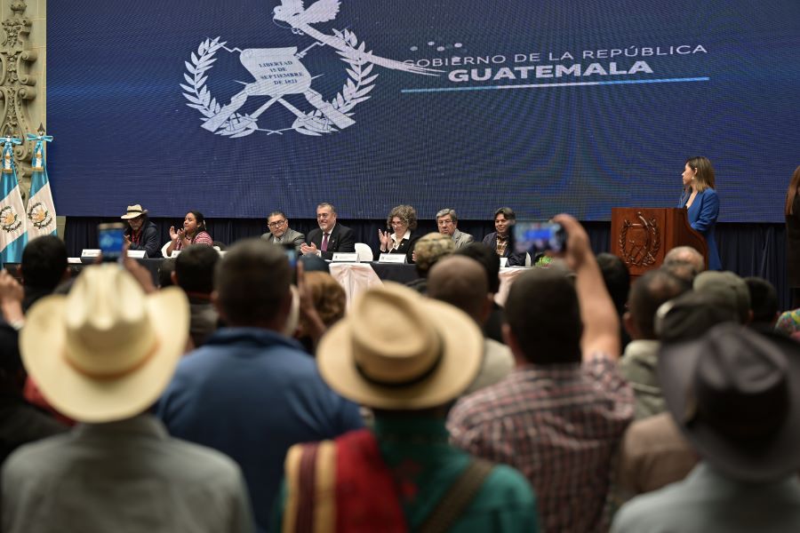 Gobierno asume compromiso de mejorar condiciones del área rural