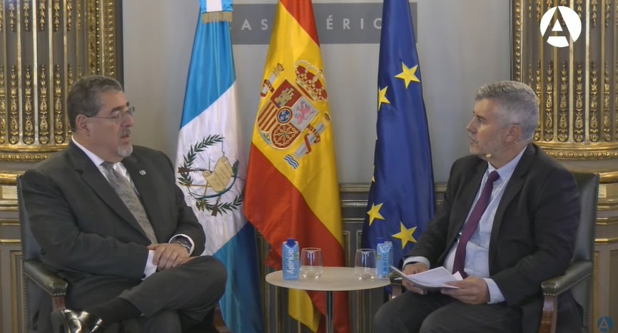 Bernardo Arévalo: “Mi padre es para mí una inspiración y un compromiso”