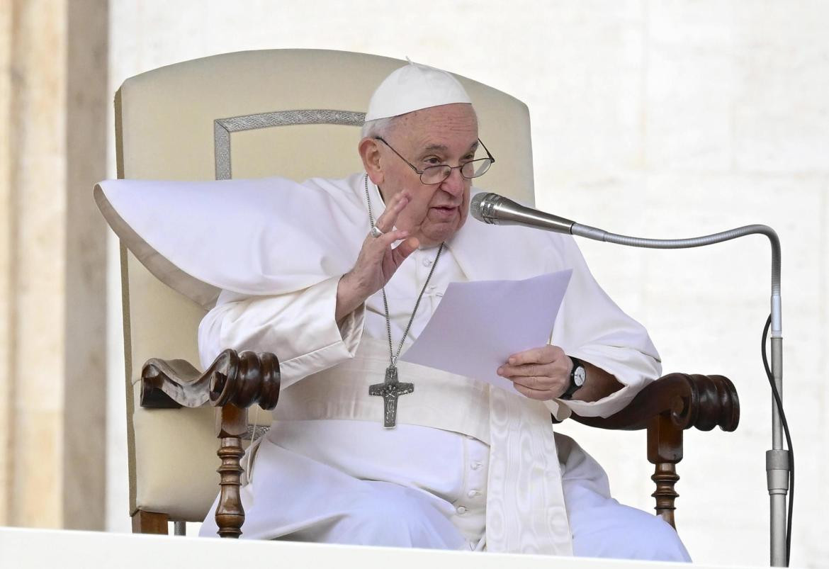 El Papa acude a un hospital de Roma para pruebas diagnósticas por la gripe