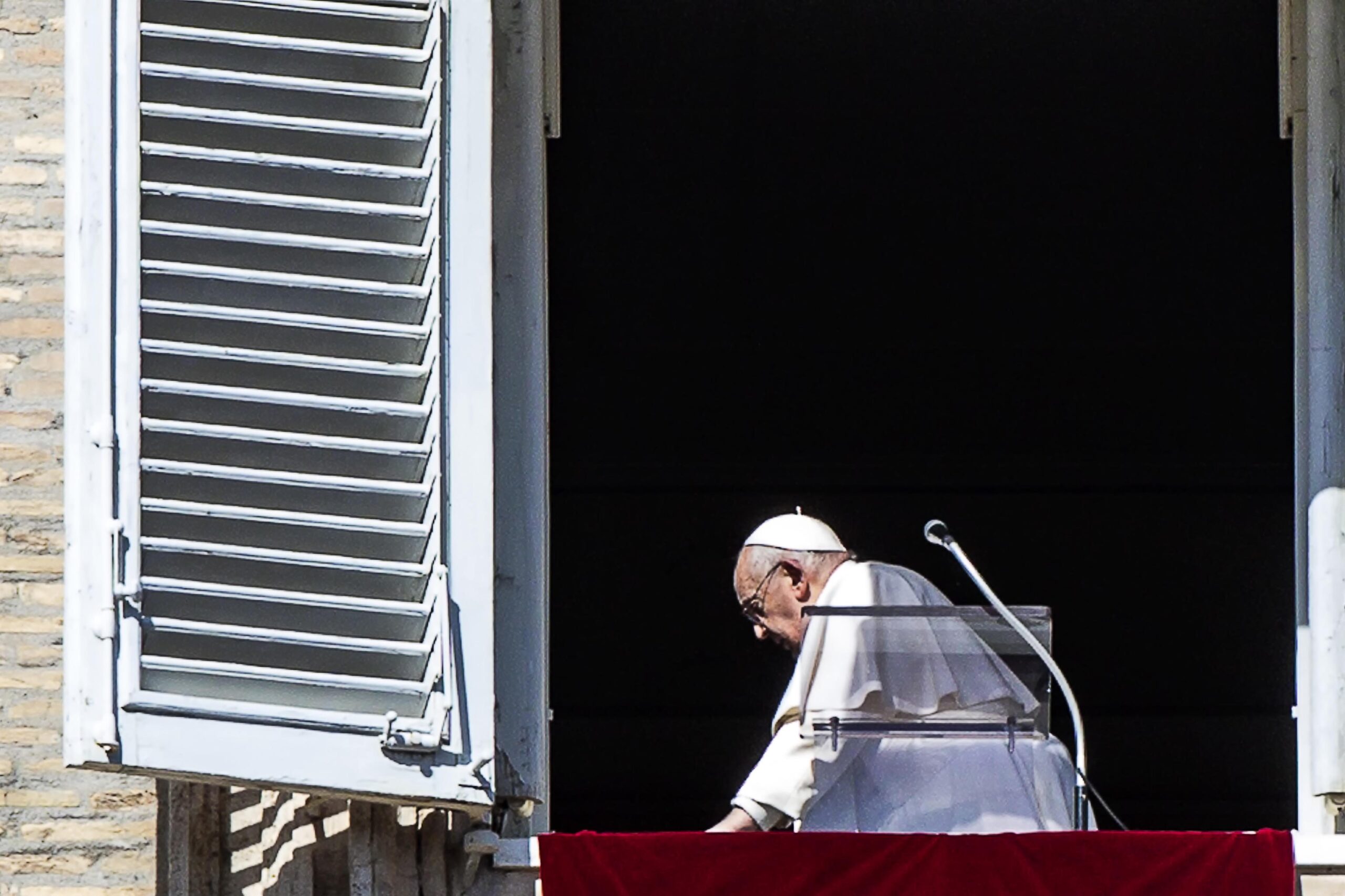 El Papa suplica para que se encuentre un poco de humanidad para buscar la paz en Ucrania