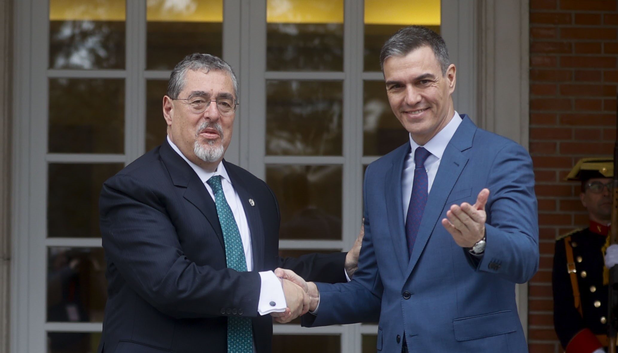 Jefe del Gobierno español ratifica compromiso de España con la democracia