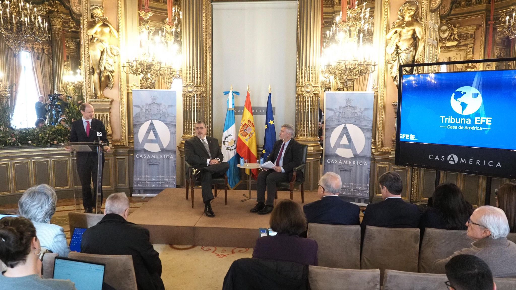 Mandatario fortalece relaciones de cooperación e inversión durante su gira de trabajo en Europa