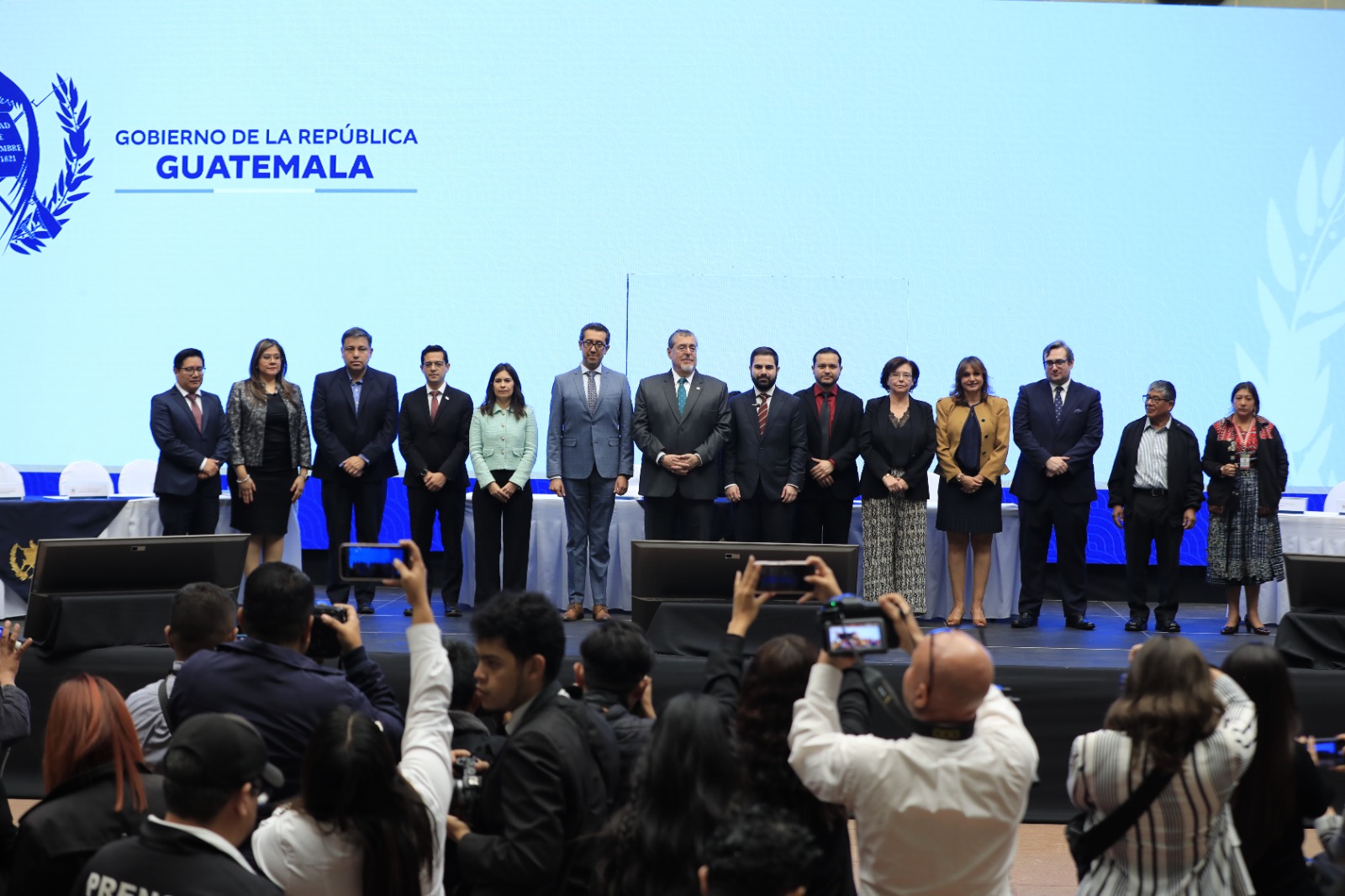 Presidente Bernardo Arévalo presenta a la Comisión Nacional contra la Corrupción