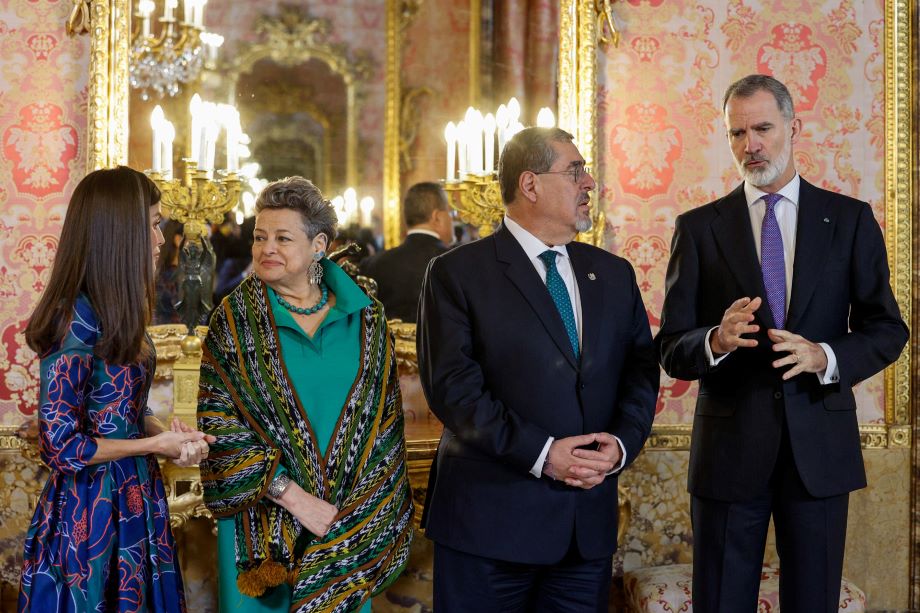 Arévalo agradece apoyo de España en “los momentos difíciles”