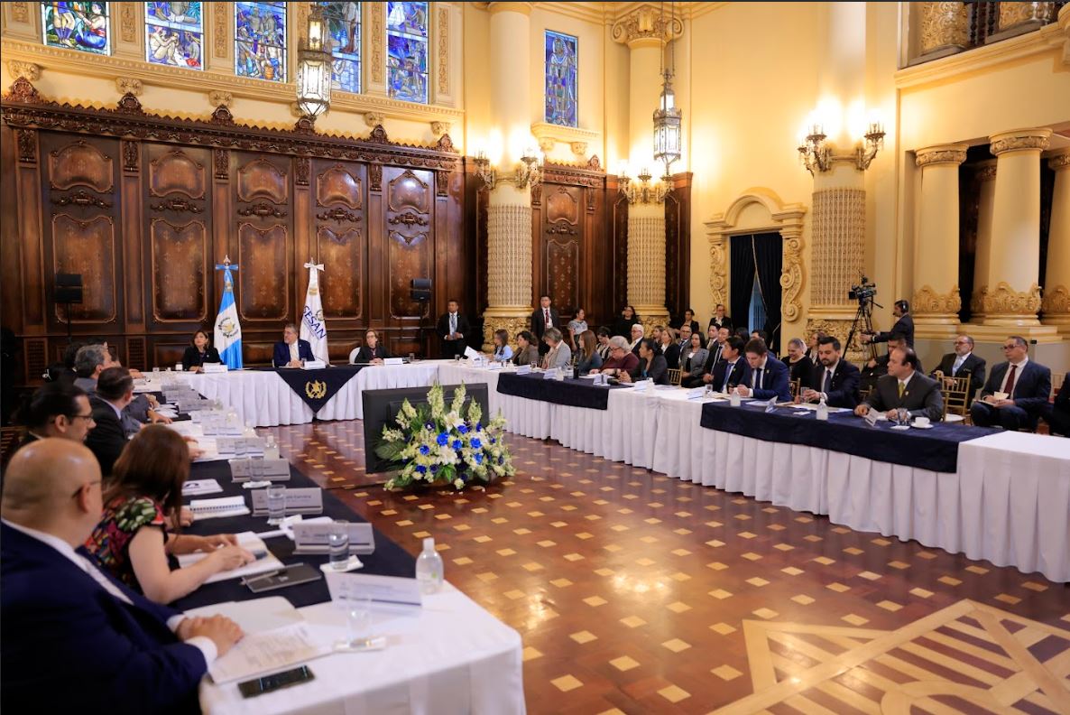 Realizan primera sesión de Conasan./ Foto: Dickéns Zamora y Gilber García.