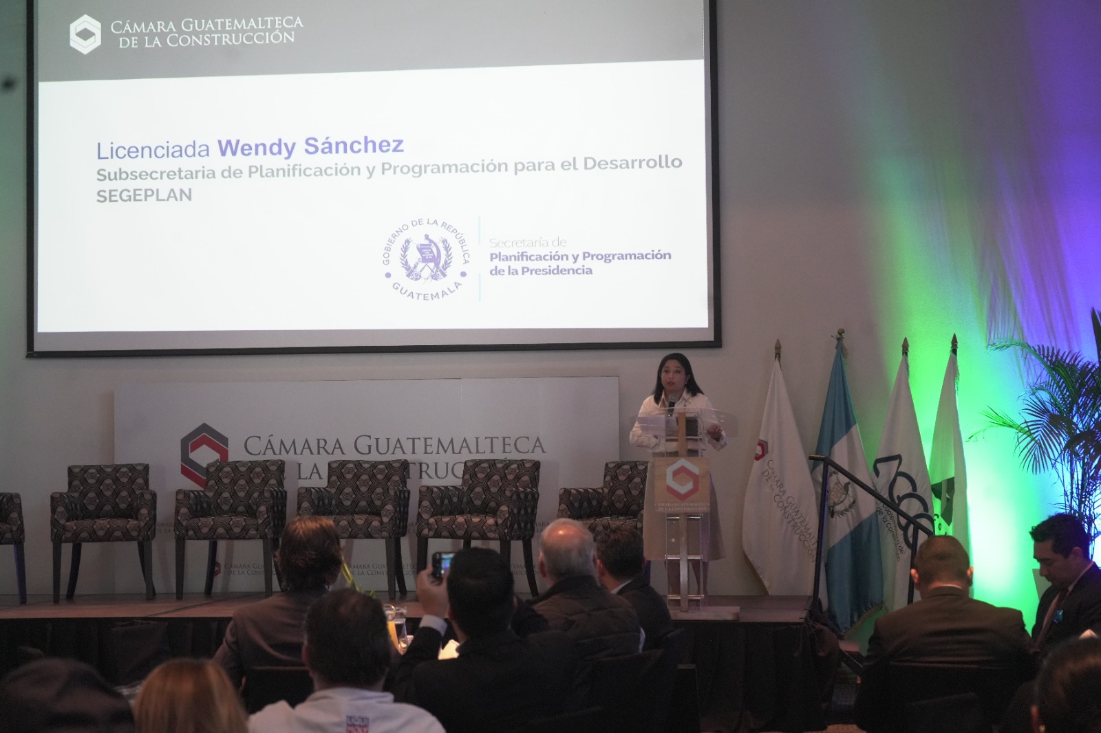 Segeplan participó en conversatorio sobre infraestructura, vivienda y desarrollo local