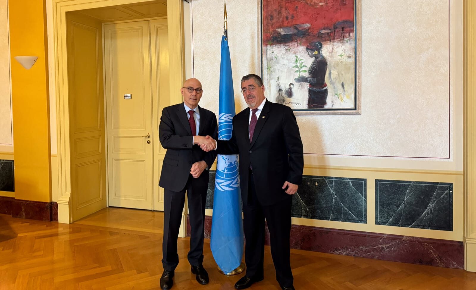 Presidente Arévalo llega a Suiza y se reúne con el alto comisionado de la ONU para los Derechos Humanos, Volker Türk