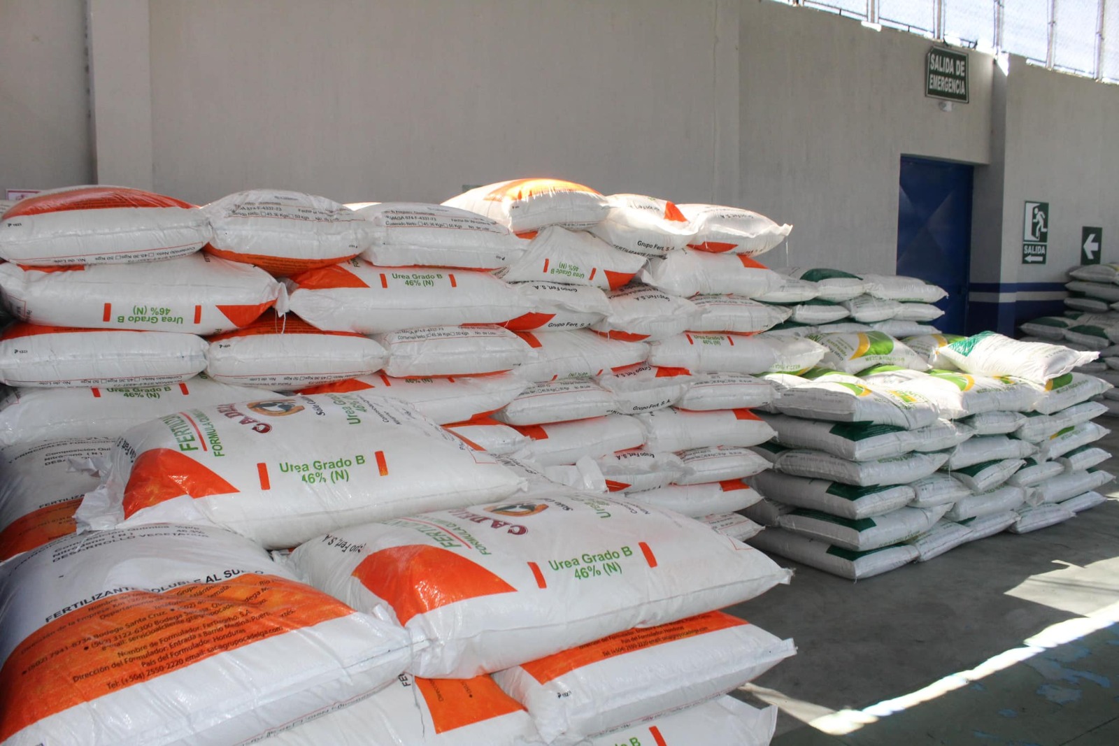 Benefician a comunidades de Agua Blanca, Jutiapa, con la entrega de fertilizantes