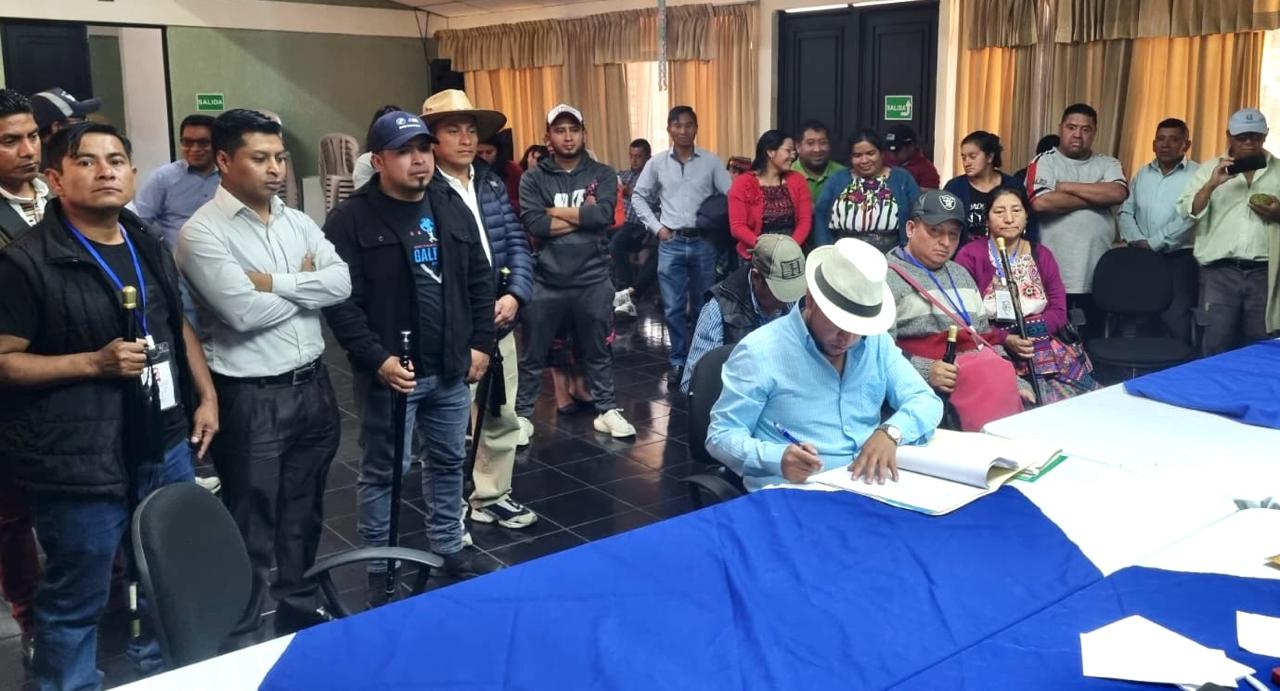 Sigue el proceso de recepción de expedientes de aspirantes al cargo de gobernador departamental en Totonicapán