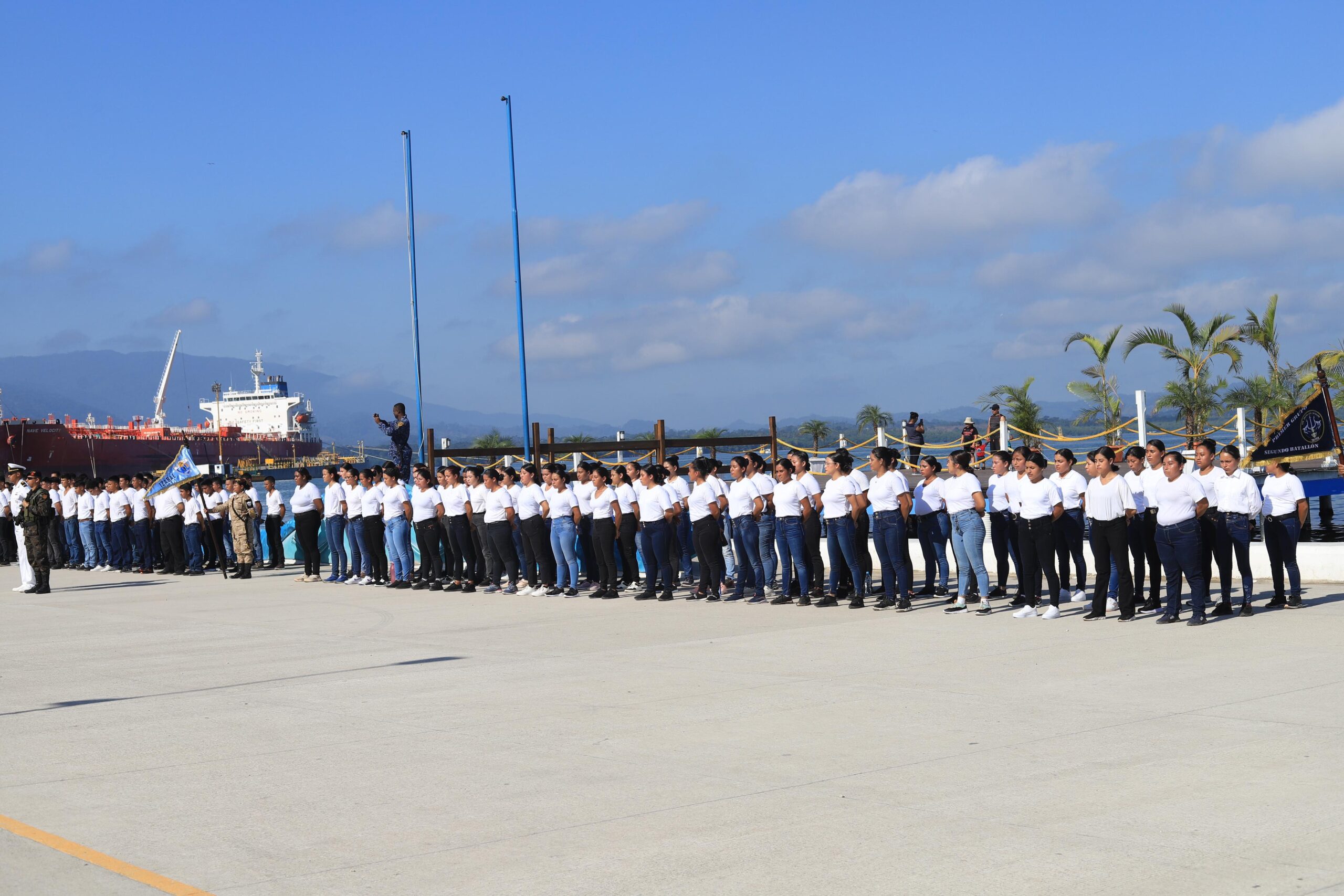 En desarrollo ciclo de entrenamiento militar en Izabal