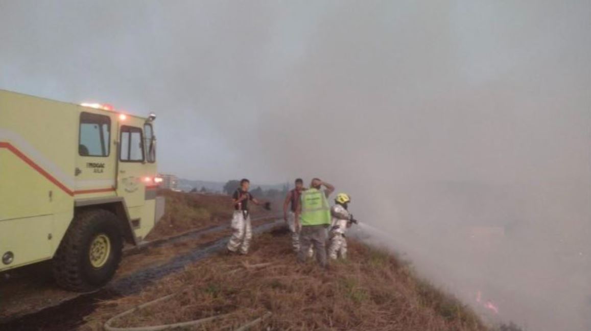 CIV ordena investigar incendio en pista del aeropuerto La Aurora