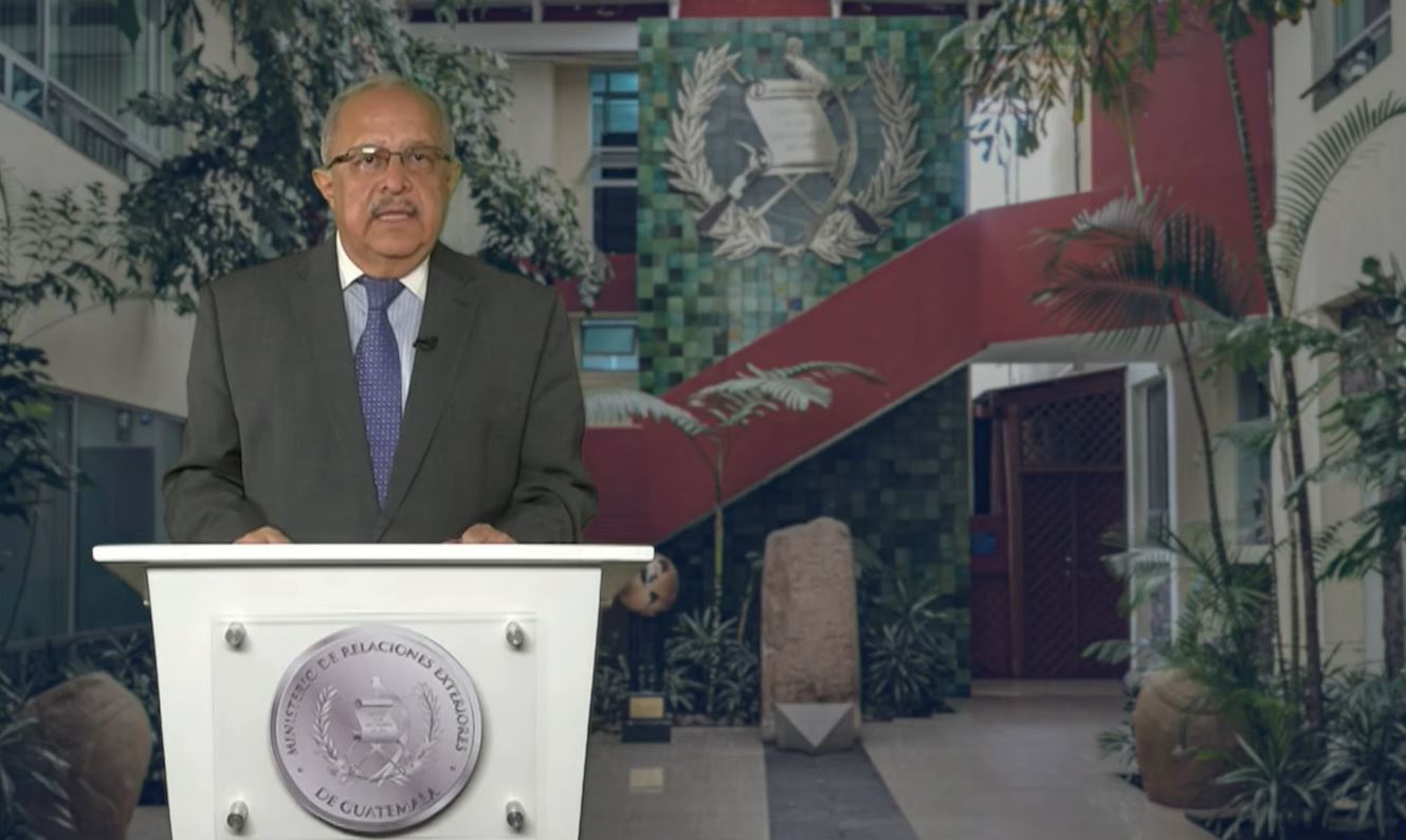 Canciller Martínez: “No puede haber democracia sin justicia social”