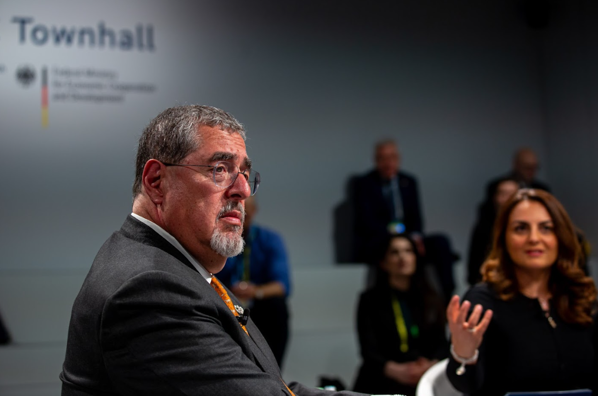 Presidente Arévalo advierte sobre los riesgos para los países de la asociación de la política con el crimen y la corrupción