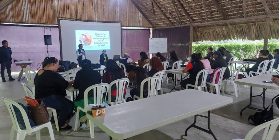Fortalecen estrategias de atención en vacunación, niñez y salud materna en Chiquimula y Quetzaltenango