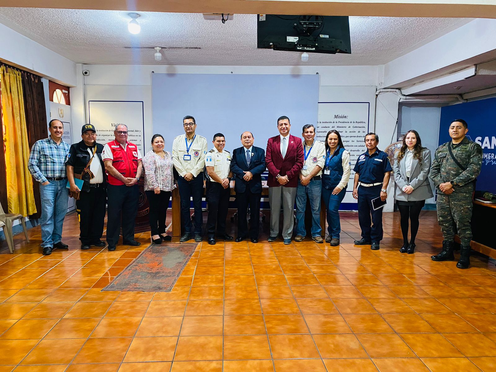 Entidades gubernamentales sostienen reunión para coordinar Sinaprese en San Marcos