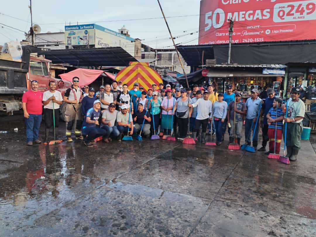 Impulsan jornada de saneamiento en Jalapa
