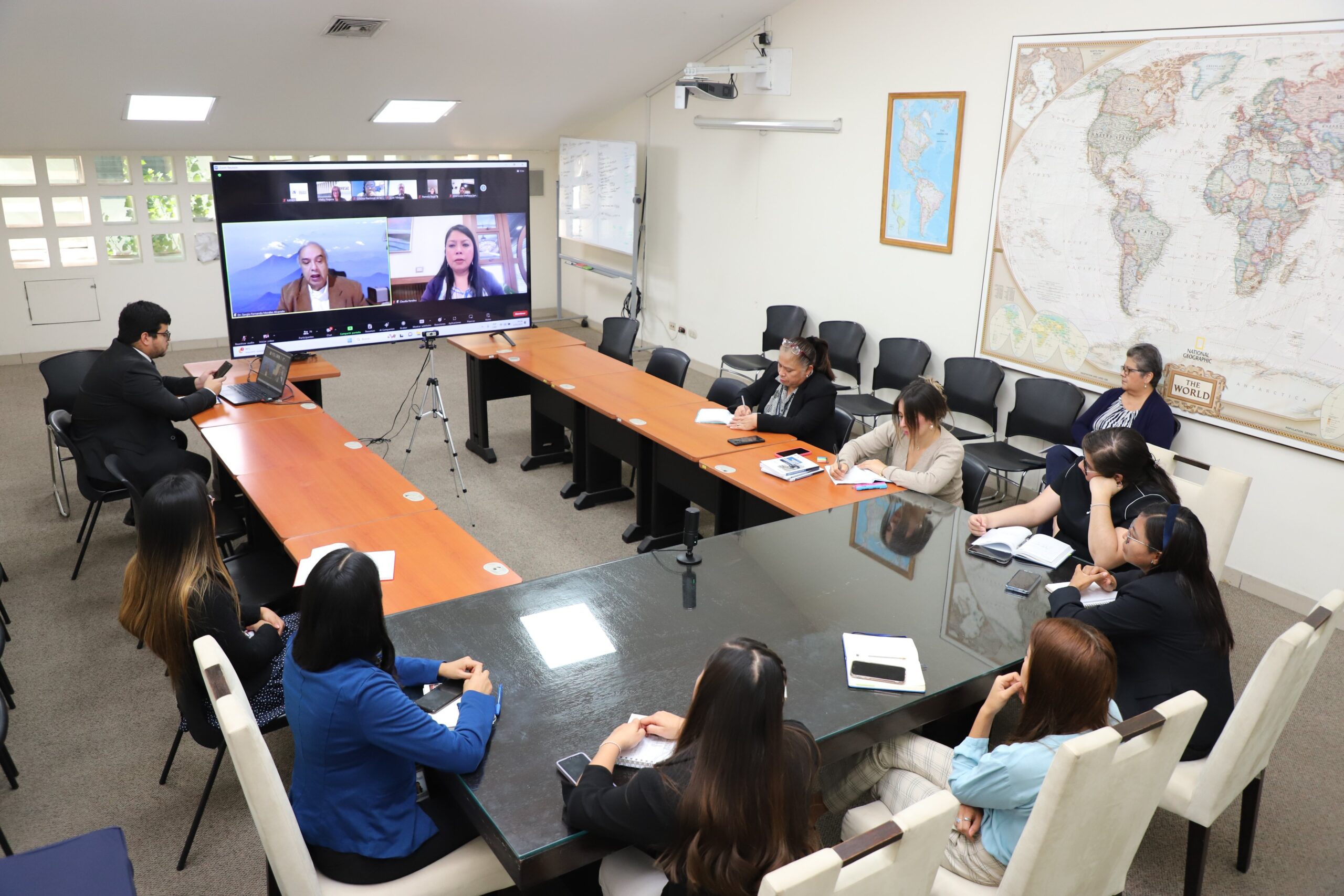 Comienzan diplomado sobre derechos humanos de las mujeres. / Foto: Minex.