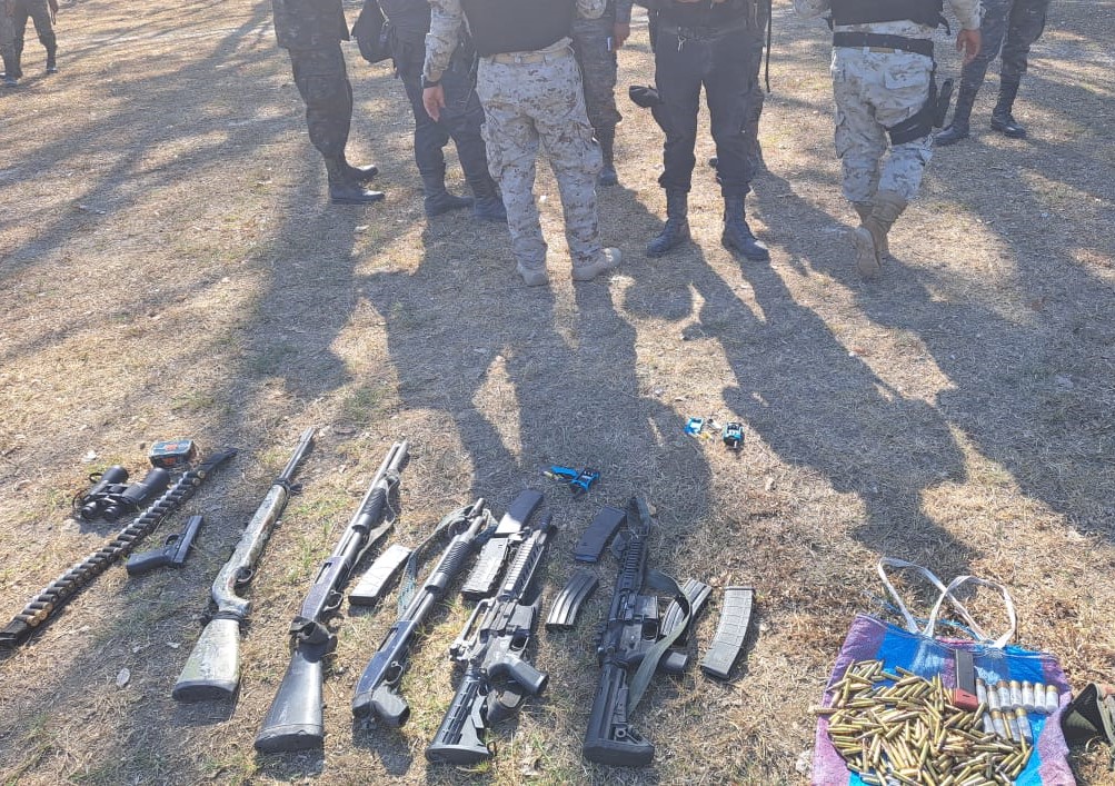 Capturan a 12 personas con armas de fuego en Sierra Lacandón, en Petén