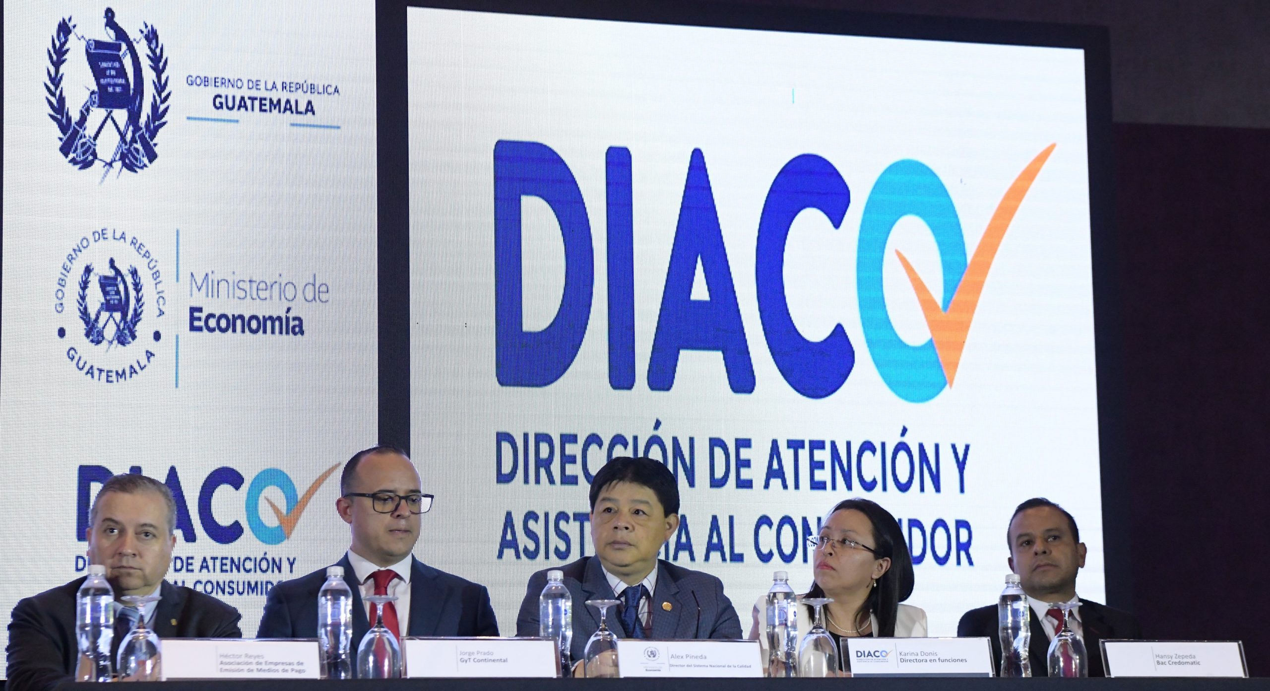 Diaco impulsa la protección al consumidor y usuario financiero