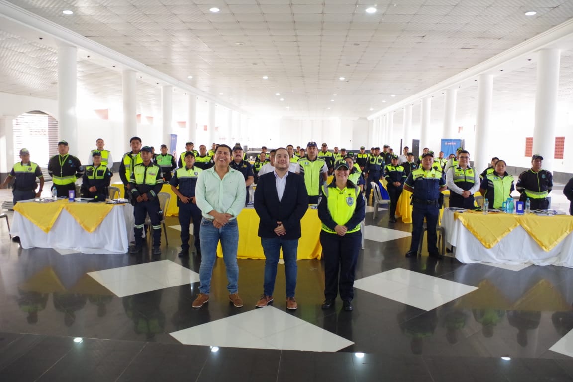 PNC de Tránsito refuerza educación vial en el oriente del país