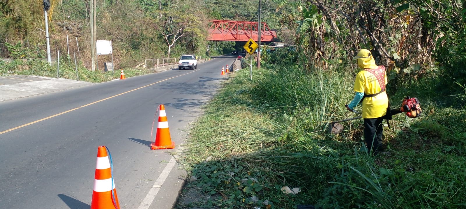 Carreteras limpias y listas para un viaje seguro en Semana Santa