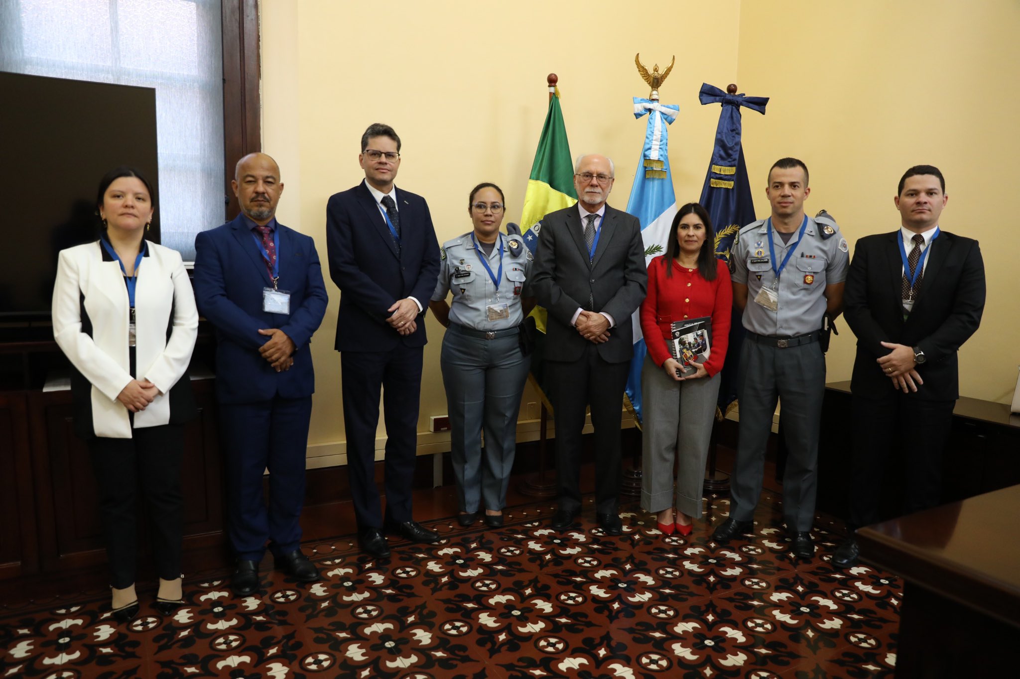Guatemala y Brasil fortalecen cooperación en Policía Comunitaria
