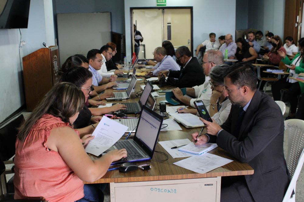 Salud mantiene compromiso sobre abastecimiento en hospitales