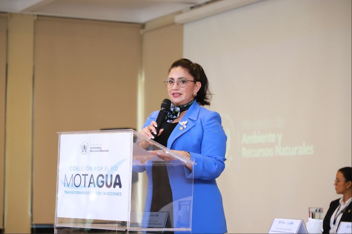 Ministra de Ambiente María José Iturbide.