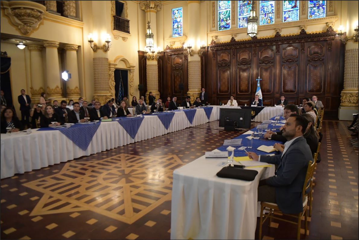 Presidente dirige primera reunión del Consejo Nacional del Cambio Climático
