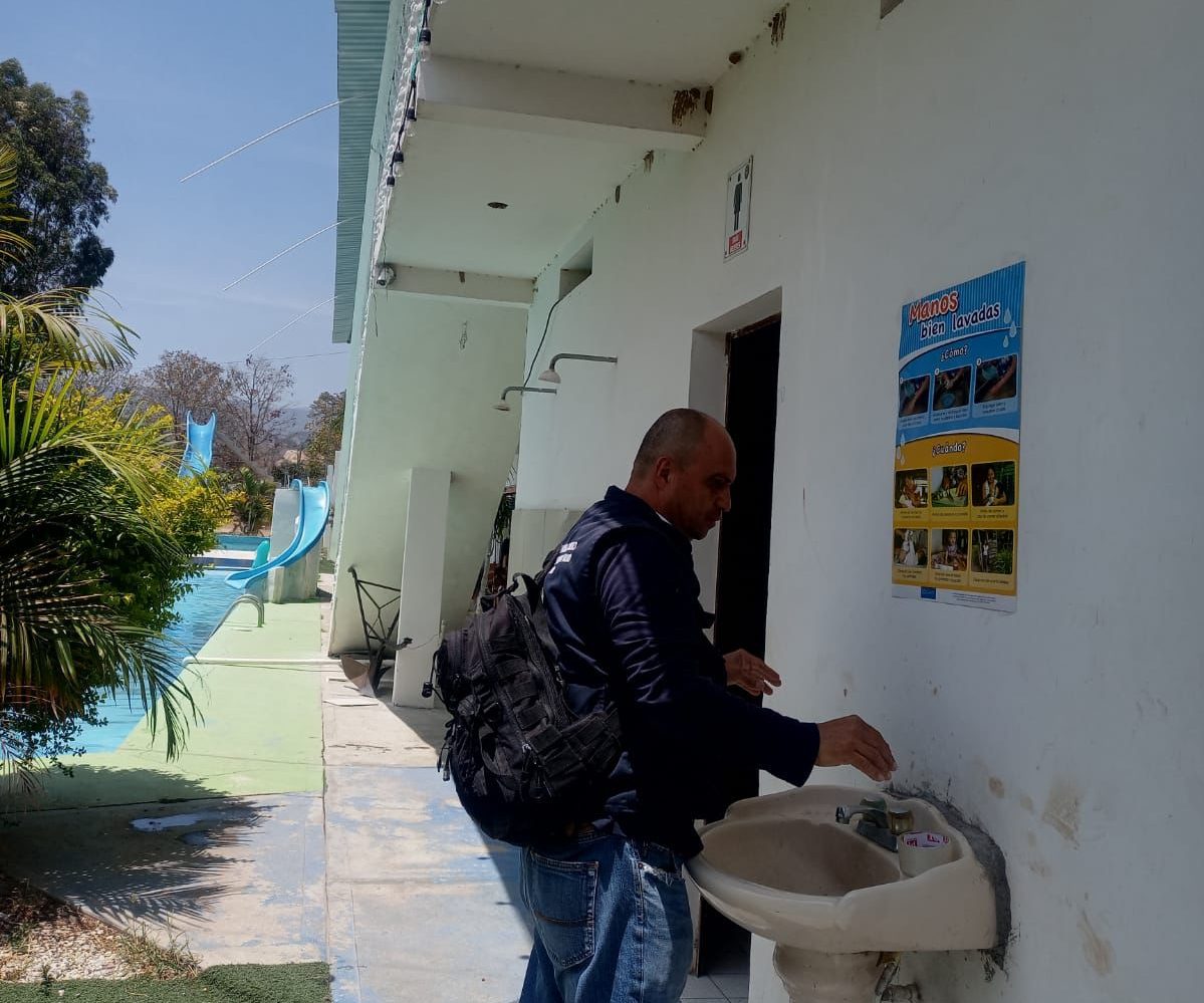 Inspeccionan piscinas para evitar enfermedades transmitidas por el agua