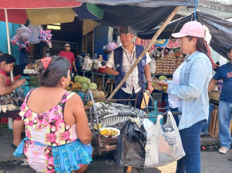 Inspeccionan ventas de alimentos en San Antonio, Suchitepéquez