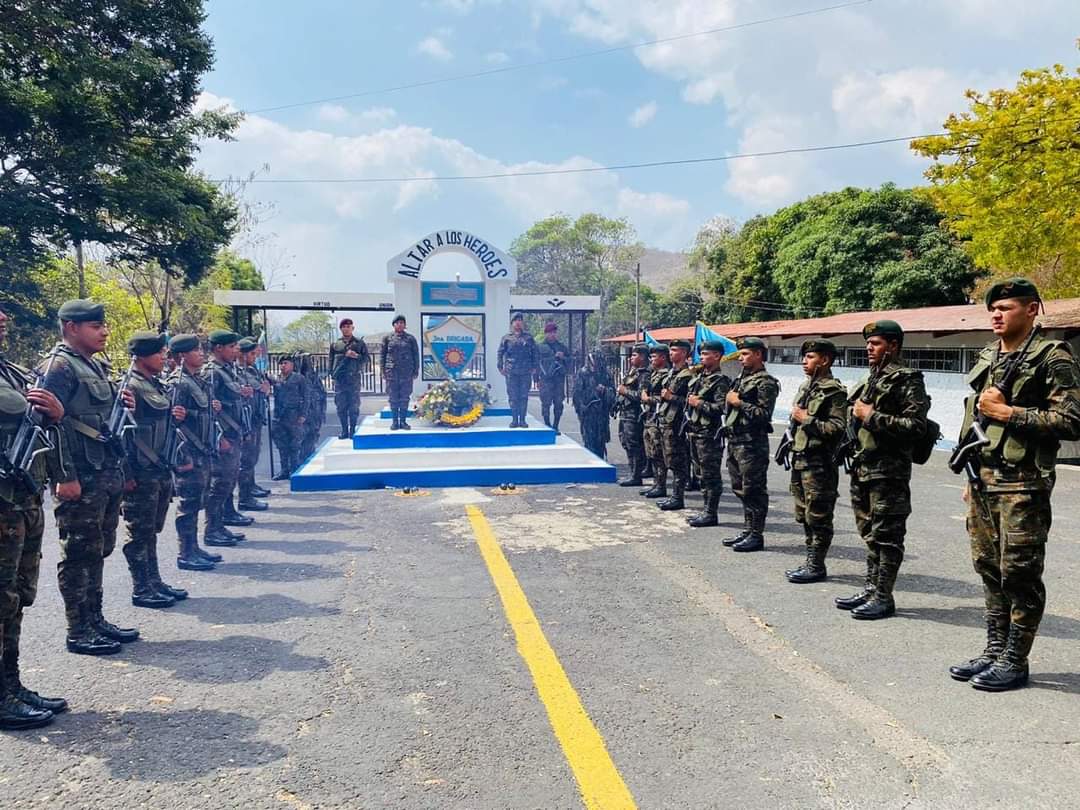 Conmemoran Día del Soldado Caído en el Cumplimiento del Deber en Jutiapa