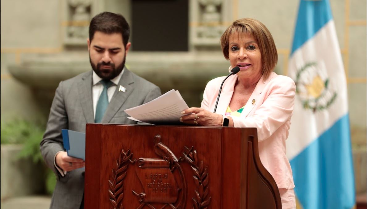 CIV destituye a personal de la Dirección General de Caminos